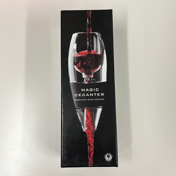 Magic Decanter Essential Wine Aerator - Picture 1 of 4